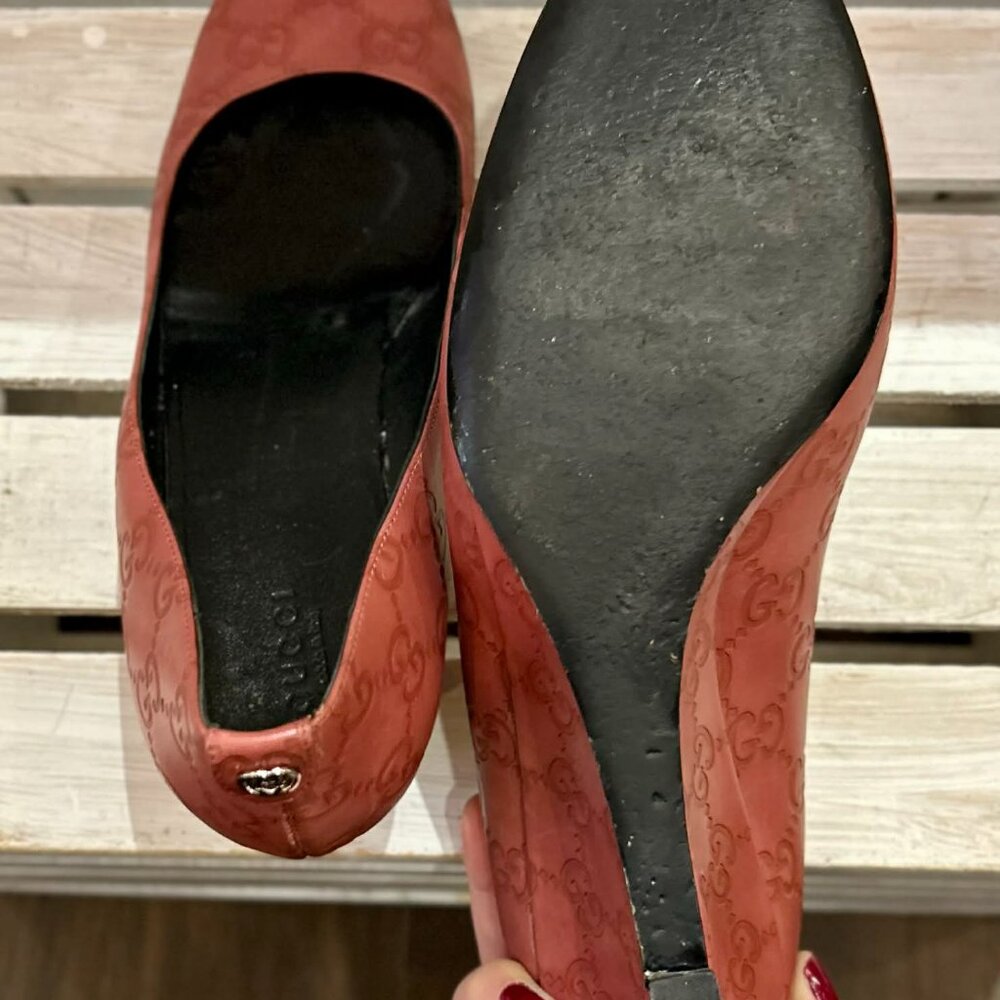 Gucci Signature GG Embossed Leather Pink Pumps - Size 40 - Picture 8 of 8